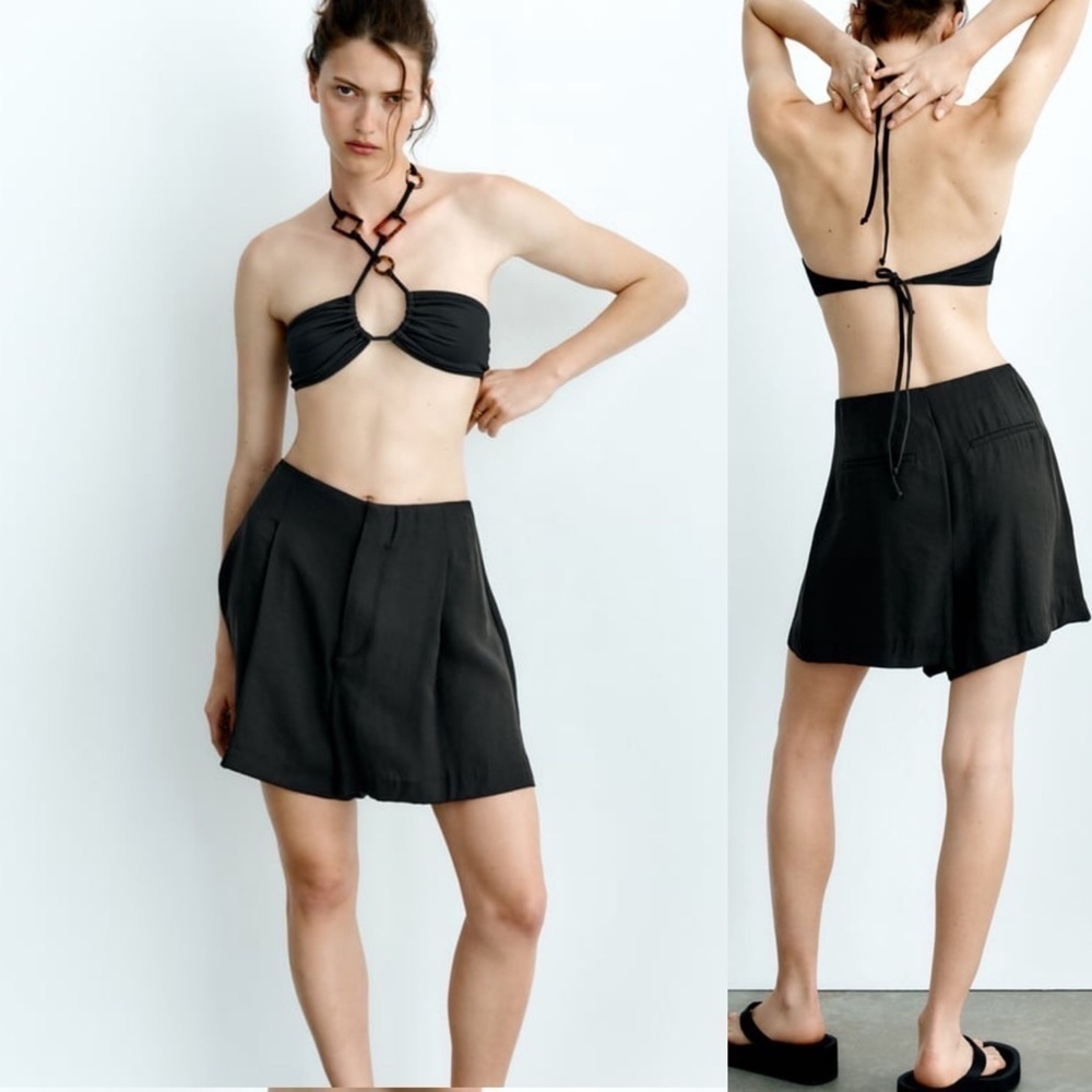 Zara Pleated High Rise Shorts, Black, Size Medium